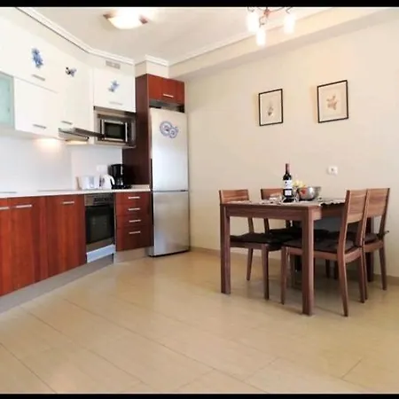 דירה Medano Tejita Sunny Garden +bbq+parking+pool *